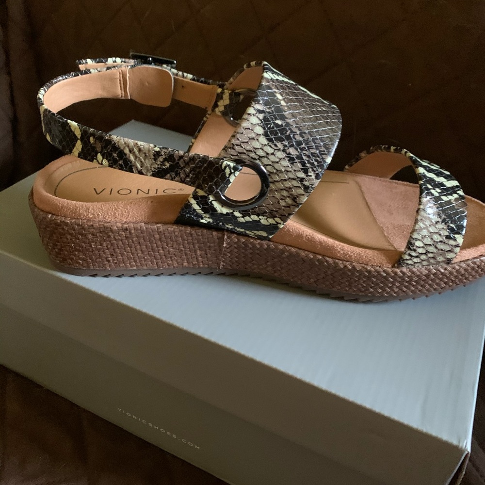 Vionic Sandals - image 2